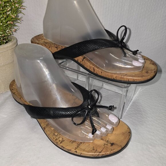WOMENS VIONCI CASSIE ROCK THONG SANDAL BLACK WITH CORK LOOK SOLE SIZE 8  GUC - Picture 1 of 6